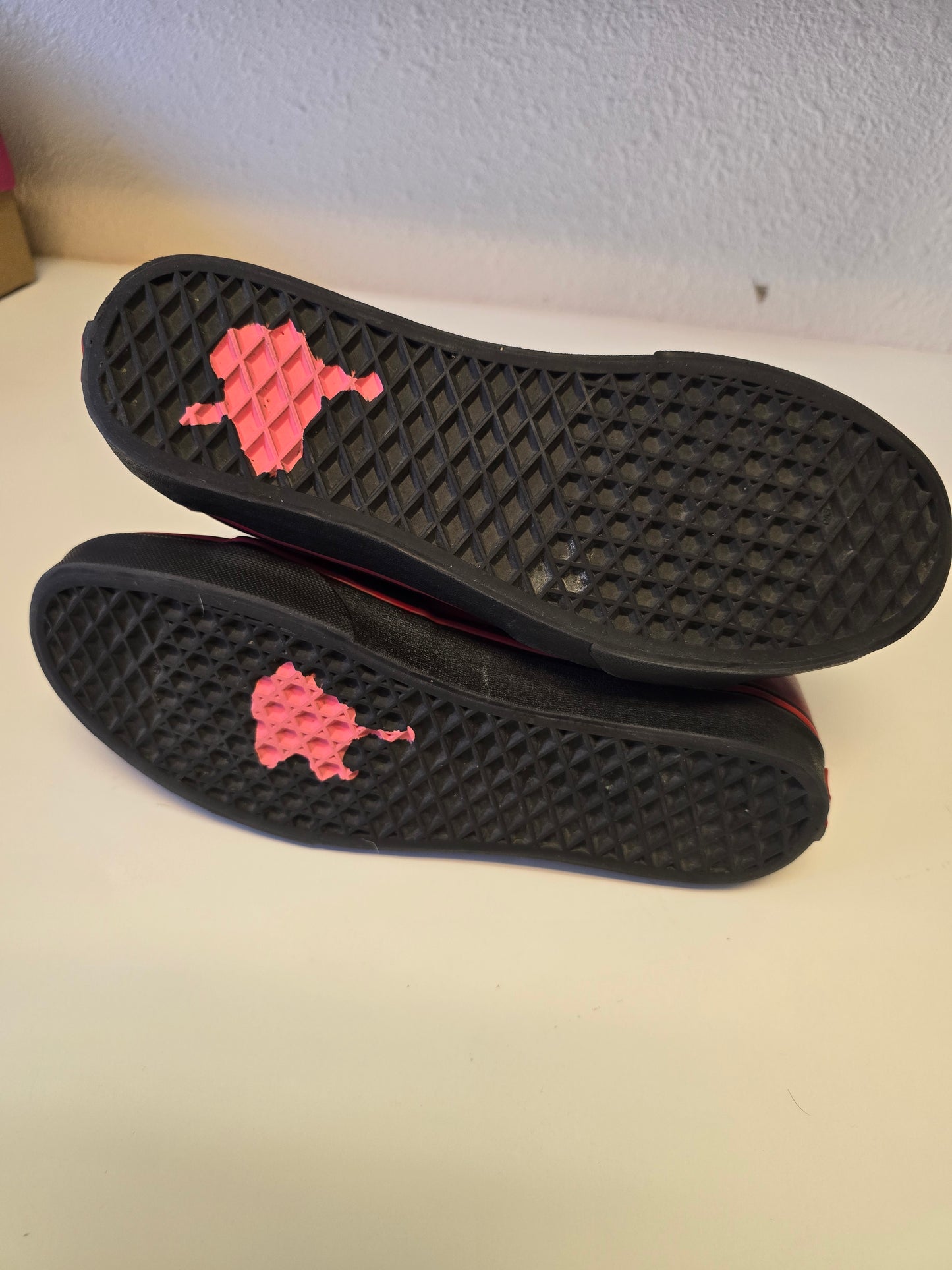 Van's X Marvel Deadpool Sneakers